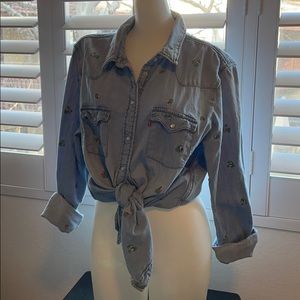 Levi’s classic fit denim shirt with embroidery